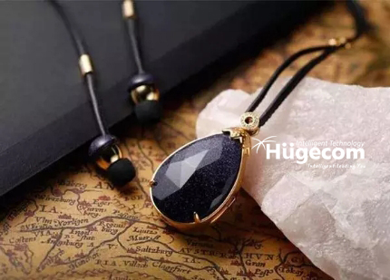 Necklace Bluetooth earphone 3.jpg